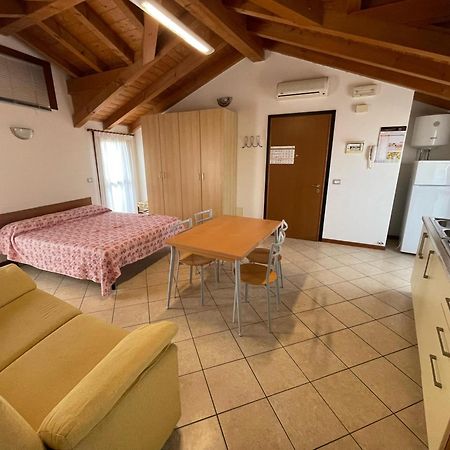 Residence Mediterraneo - Agenzia Cocal Caorle Kültér fotó