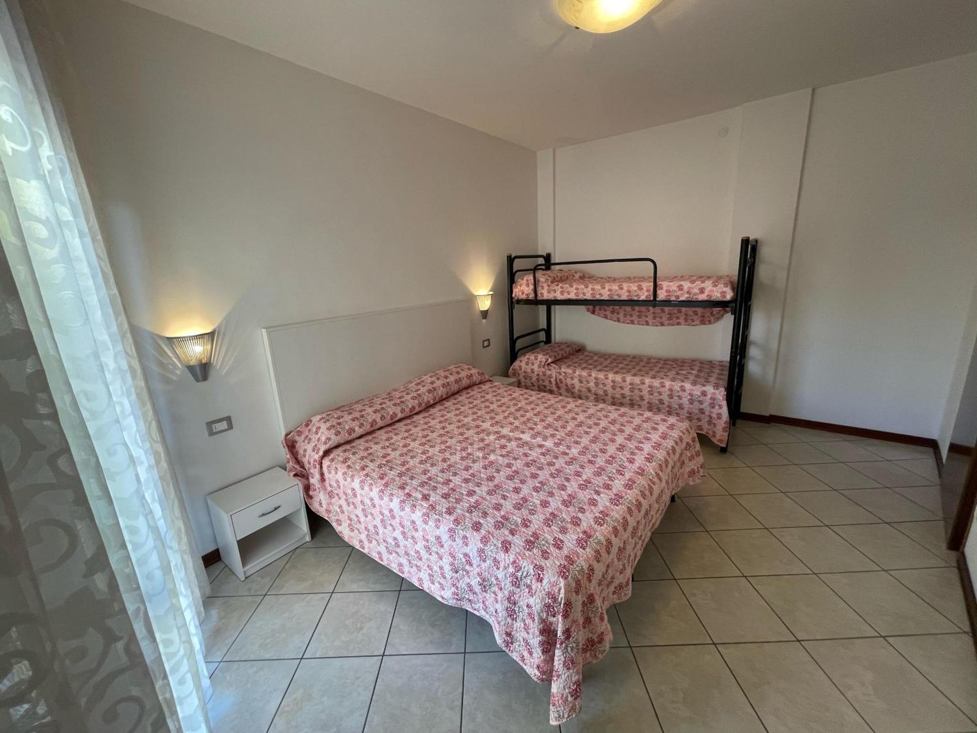 Residence Mediterraneo - Agenzia Cocal Caorle Kültér fotó