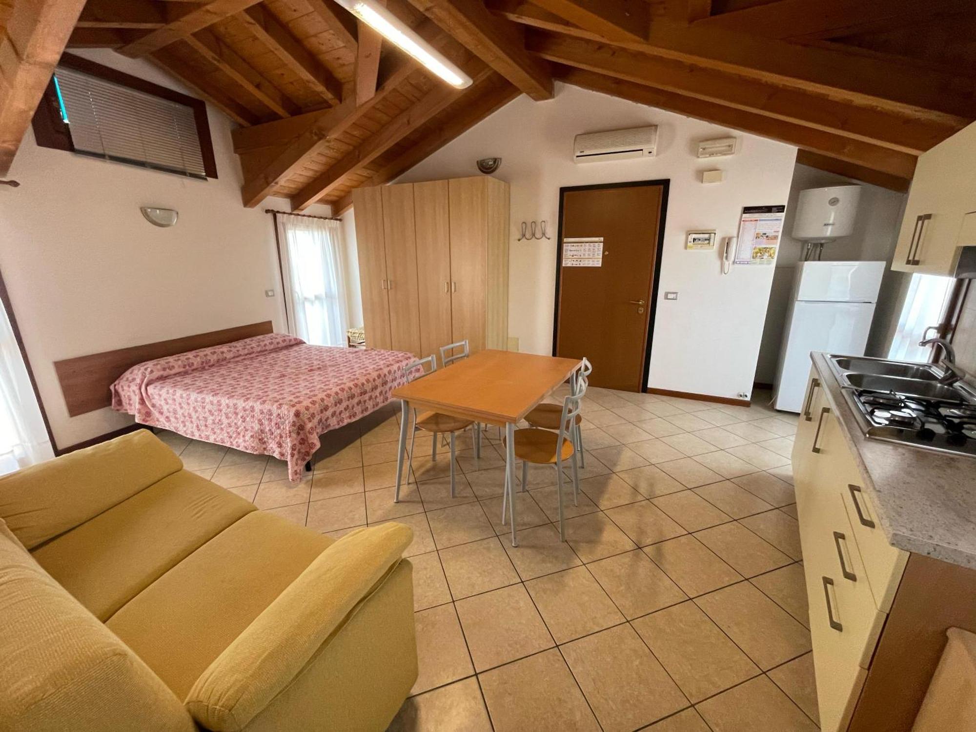 Residence Mediterraneo - Agenzia Cocal Caorle Kültér fotó