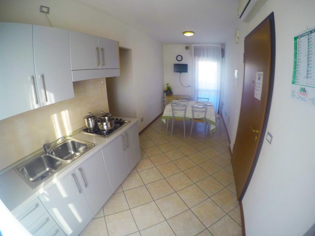 Residence Mediterraneo - Agenzia Cocal Caorle Szoba fotó